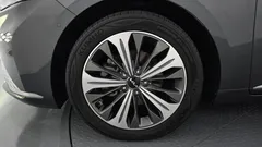 2023 Kia K8 Signature — фото 5