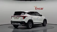 2023 Kia Seltos Gasoline 1.6 Turbo 2WD — фото 2