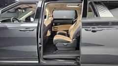 2023 Kia Carnival Diesel 9-Seater Signature — фото 12