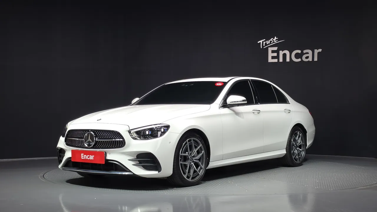 2022 Mercedes-Benz E-Class E220d 4MATIC AMG Line
