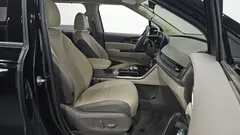 2023 Kia Carnival Diesel 9-Seater Noblesse — фото 10