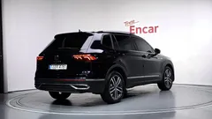 2023 Volkswagen Tiguan 2.0 TSI Prestige — фото 2