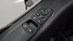 2023 Hyundai Staria Cargo 5-Seater — фото 14