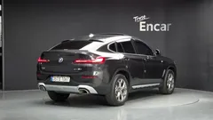 2022 BMW X4 xDrive20i xLine — фото 2