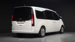 2023 Hyundai Staria Tourer 11-Seater — фото 2
