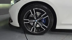 2023 BMW 3-Series 320i M Sport — фото 5
