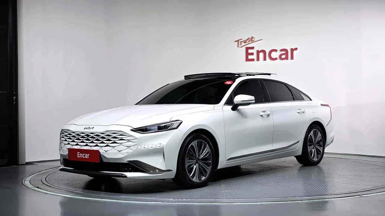 2023 Kia K8 Signature Special