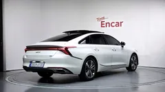 2023 Kia K8 Signature Special — фото 2