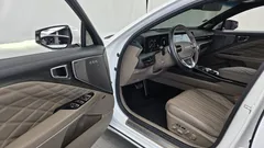2023 Kia K8 Signature Special — фото 10