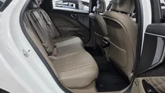 2023 Kia K8 Signature Special — фото 11