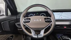 2023 Kia K8 Signature Special — фото 12
