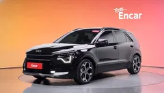 2023 Kia Niro Signature — фото 1
