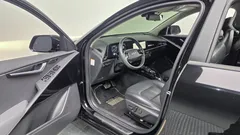 2023 Kia Niro Signature — фото 10