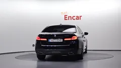 2022 BMW 5-Series 530i xDrive M Sport Package — фото 4