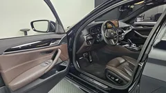 2022 BMW 5-Series 530i xDrive M Sport Package — фото 10