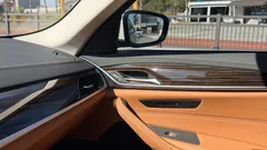2023 BMW 5-Series 520i Luxury — фото 19