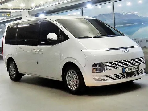 2024 Hyundai Staria L3.5 Cargo 3-Seater