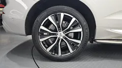 2023 Volvo XC60 B6 Ultimate Bright — фото 5