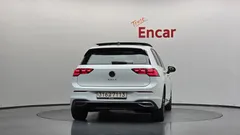 2023 Volkswagen Golf 2.0 TDI Prestige — фото 4