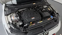 2023 Volkswagen Golf 2.0 TDI Prestige — фото 6