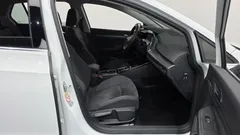 2023 Volkswagen Golf 2.0 TDI Prestige — фото 11