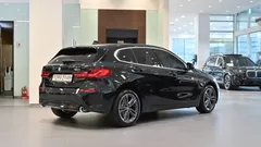 2023 BMW 1-Series 120i Sports — фото 4