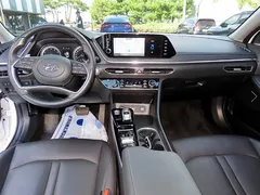2023 Hyundai Sonata 2.0 — фото 7