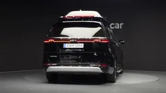 2023 Kia Carnival Gasoline 9-Seater Hi-Limousine — фото 4
