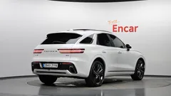 2023 Genesis GV70 2.5T Gasoline AWD — фото 2