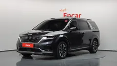 2023 Kia Carnival Diesel 9-Seater Noblesse — фото 1
