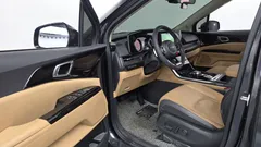 2023 Kia Carnival Diesel 9-Seater Noblesse — фото 10