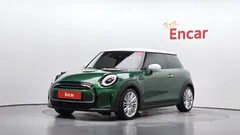 2023 Mini Cooper Classic — фото 1
