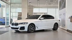 2023 BMW 5-Series 530i M Sport Package — фото 11