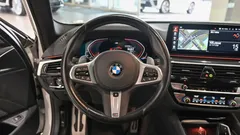 2023 BMW 5-Series 530i M Sport Package — фото 18