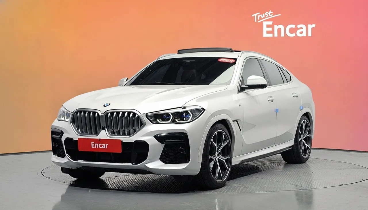 2022 BMW X6 xDrive40i M Sport