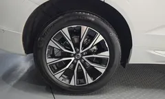 2024 Volvo XC60 B5 Ultimate Bright — фото 5