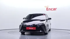 2022 Toyota Prius 1.8, чёрный — фото 3