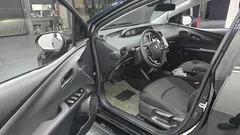 2022 Toyota Prius 1.8, чёрный — фото 10