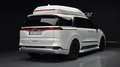 2022 Kia Carnival Diesel 9-Seater Hi-Limousine — фото 2
