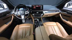 2022 BMW 5-Series 520i M Sport — фото 14