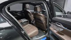 2022 BMW 7-Series 745e iPerformance M Sport — фото 12
