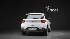 2022 Hyundai Venue 1.6 Smart — фото 4