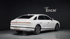 2023 Hyundai Grandeur Premium — фото 2