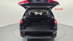 2022 BMW X7 xDrive 40i Design Pure Excellence 7-Seater — фото 18
