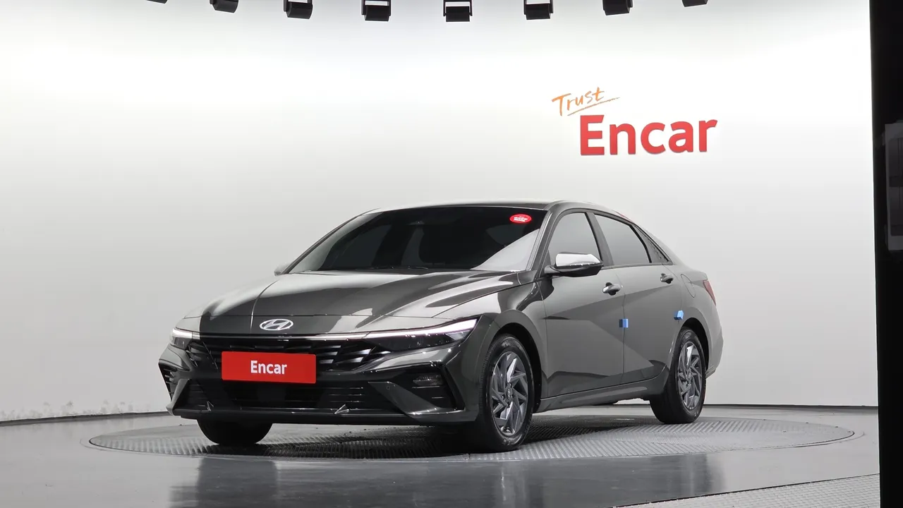2024 Hyundai AVANTE Modern