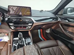 2022 BMW 5-Series 530i xDrive M Sport Package — фото 10