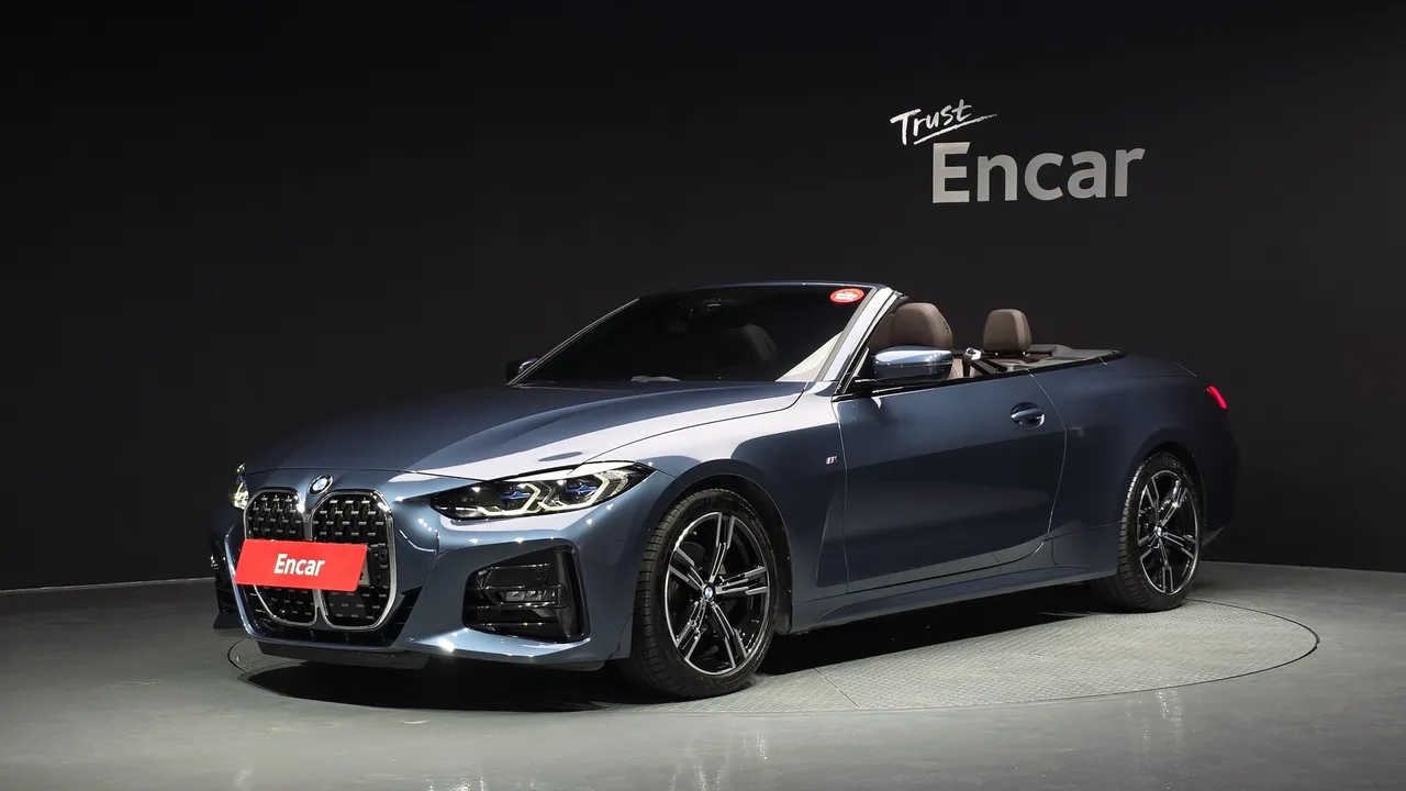 2022 BMW 4-Series 420i M Sport Convertible