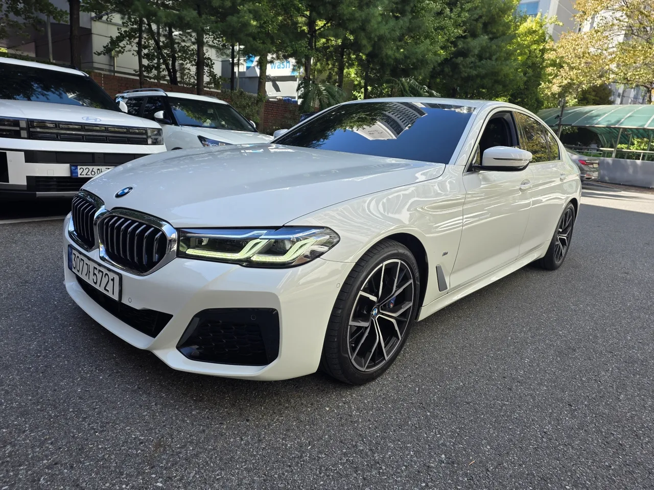 2023 BMW 5-Series 530i xDrive M Sport Package