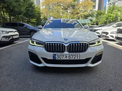 2023 BMW 5-Series 530i xDrive M Sport Package — фото 3