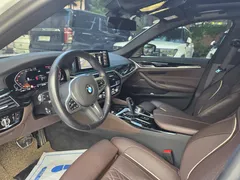 2023 BMW 5-Series 530i xDrive M Sport Package — фото 10